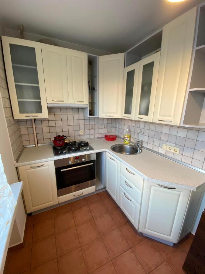 Apartment Next To Metro Station Pechersk Kiev Exterior foto