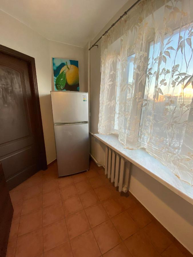 Apartment Next To Metro Station Pechersk Kiev Exterior foto